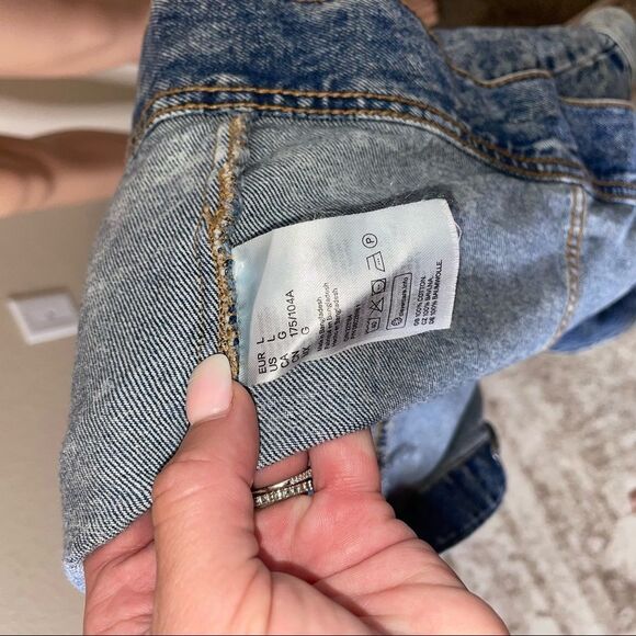 DIVIDED brand stone washed Y2K throwback style button up jean/denim jacket SZ L - Picture 5 of 8